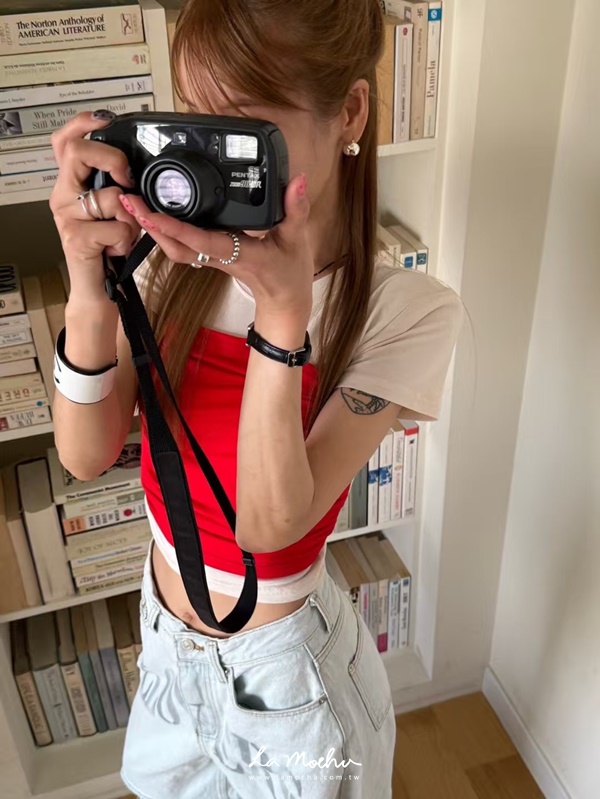 顯胸瘦手臂抓摺短T